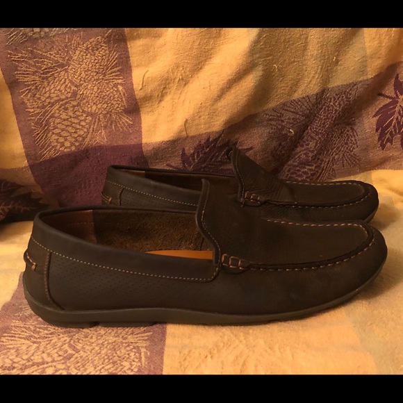 Tommy Bahama Venetian Leather Loafers - Picture 10 of 12